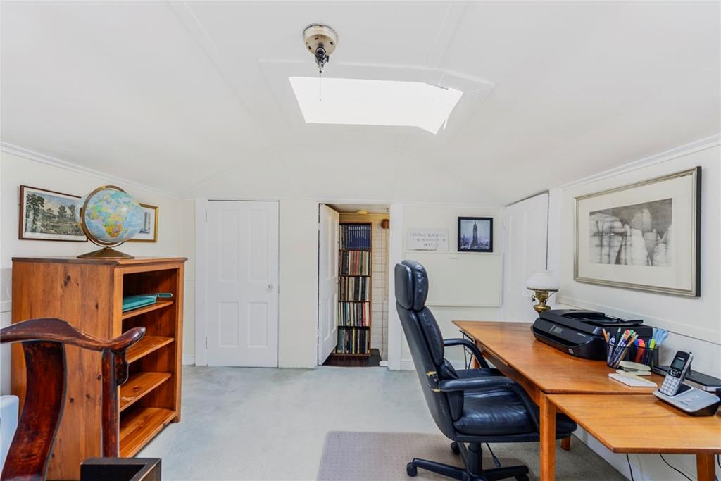 49 Farewell Street Newport Ri 02840 Mott Chace Sotheby S