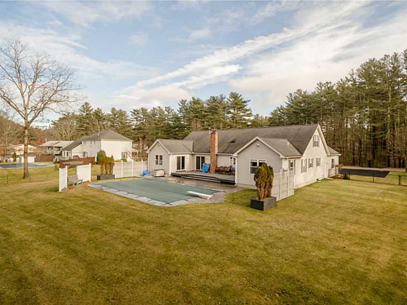 59 LAKE DR, West Greenwich, RI 02817, Mishnock Mott & Chace Sotheby's