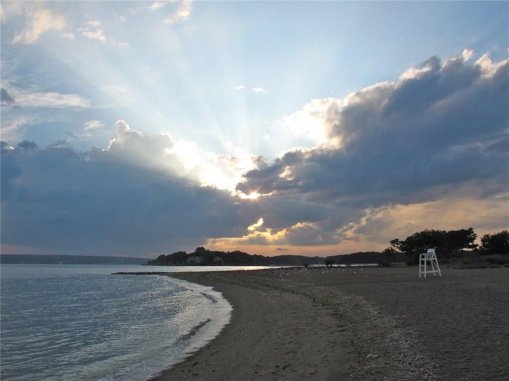 427 Pequot Av Warwick 02889 Oakland Beach Mott Chace 427 Pequot Av Oakland Beach Warwick Ri 02889