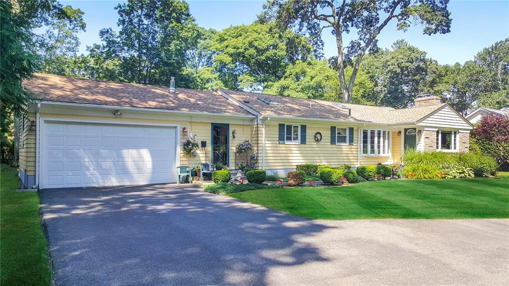 321 Love LANE, Warwick, RI 02886 Mott & Chace Sotheby's International