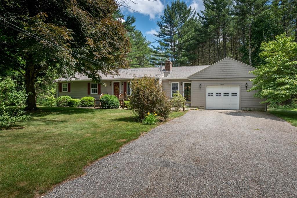 1948 Pound Hill RD, North Smithfield, RI 02896, Douglas Pike Mott