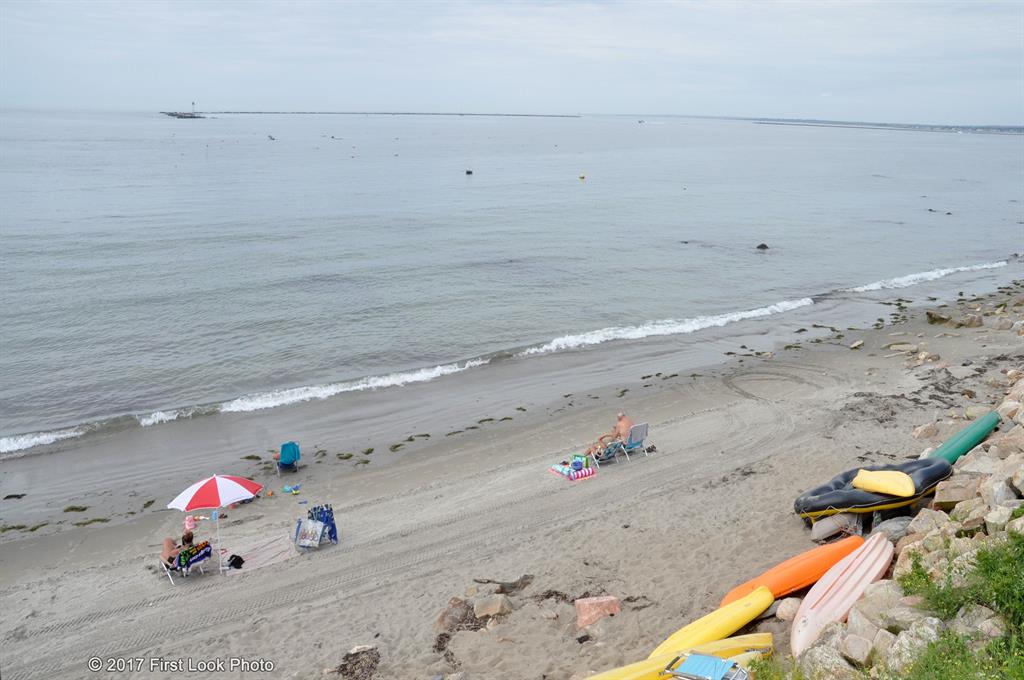 11 SHORE RD, Narragansett, RI, 02882, Breakwater Village Mott & Chace