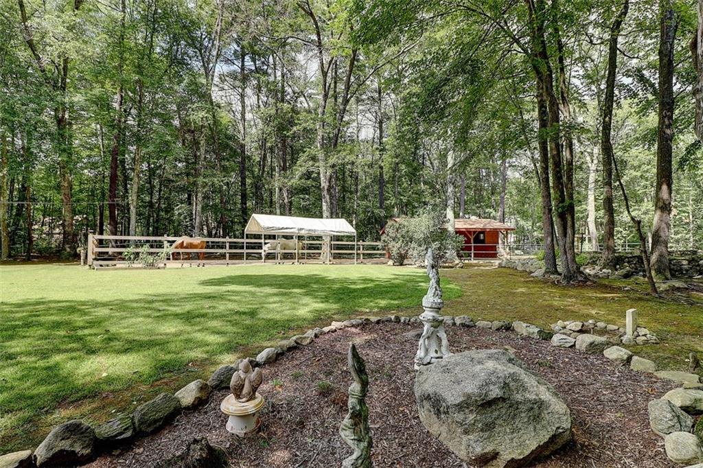 585 Spring Lake RD, Burrillville, RI 02826, Glendale/Spring Lake Mott