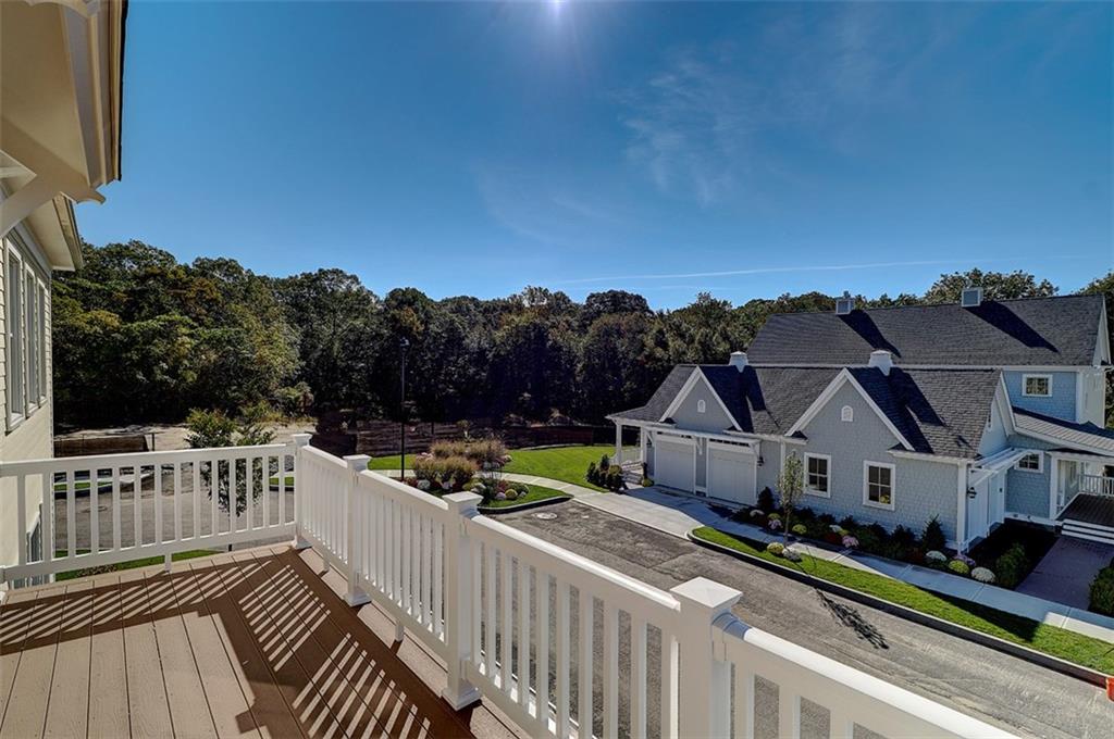 48 Kettle Point AV, East Providence, RI 02914, Riverside Mott & Chace