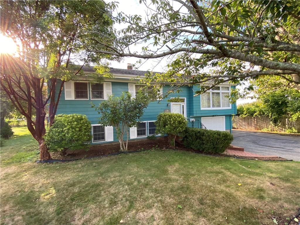 For Sale: 20 Casey Drive, Middletown, RI 02842 | 3 Beds / 1 Full Bath