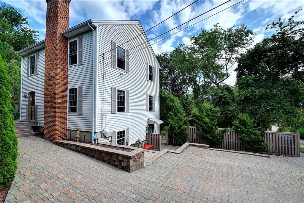 42 marine road, south kingstown, ri 02879 mott & chace