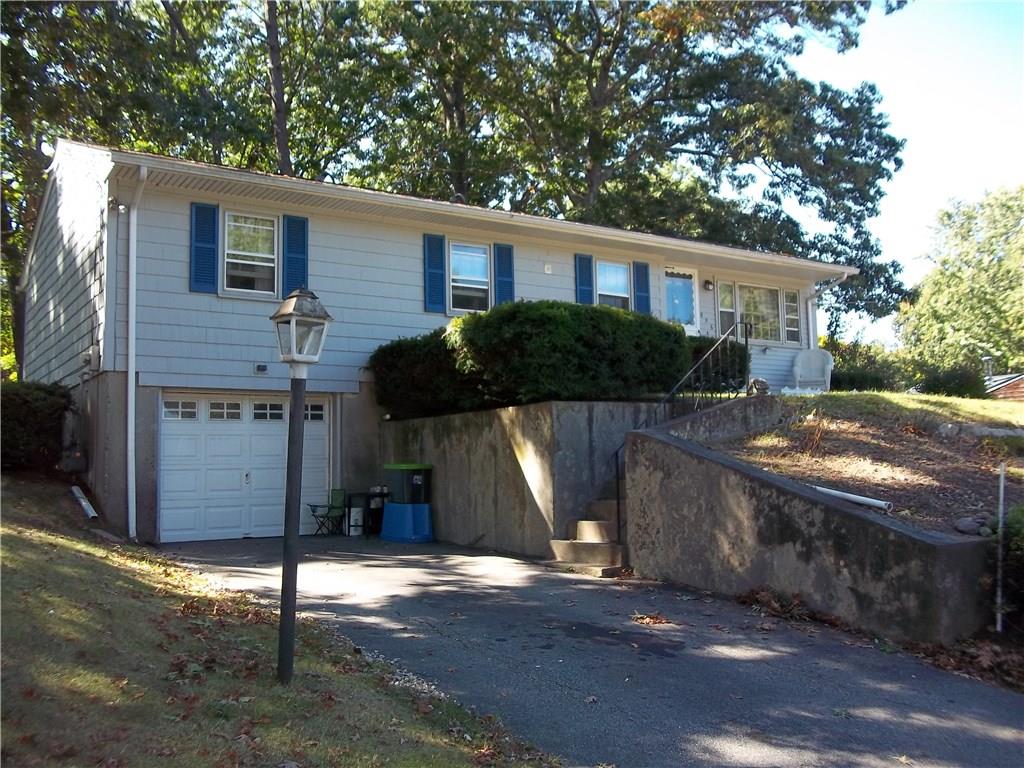 Sold 956 Longview Drive North Attleboro Ma 02760 3 Beds 2 Full Baths 1 Half Bath 312000